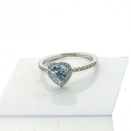 Ring in 18k gold with AQUAMARINE hert cut and diamonds 3300062